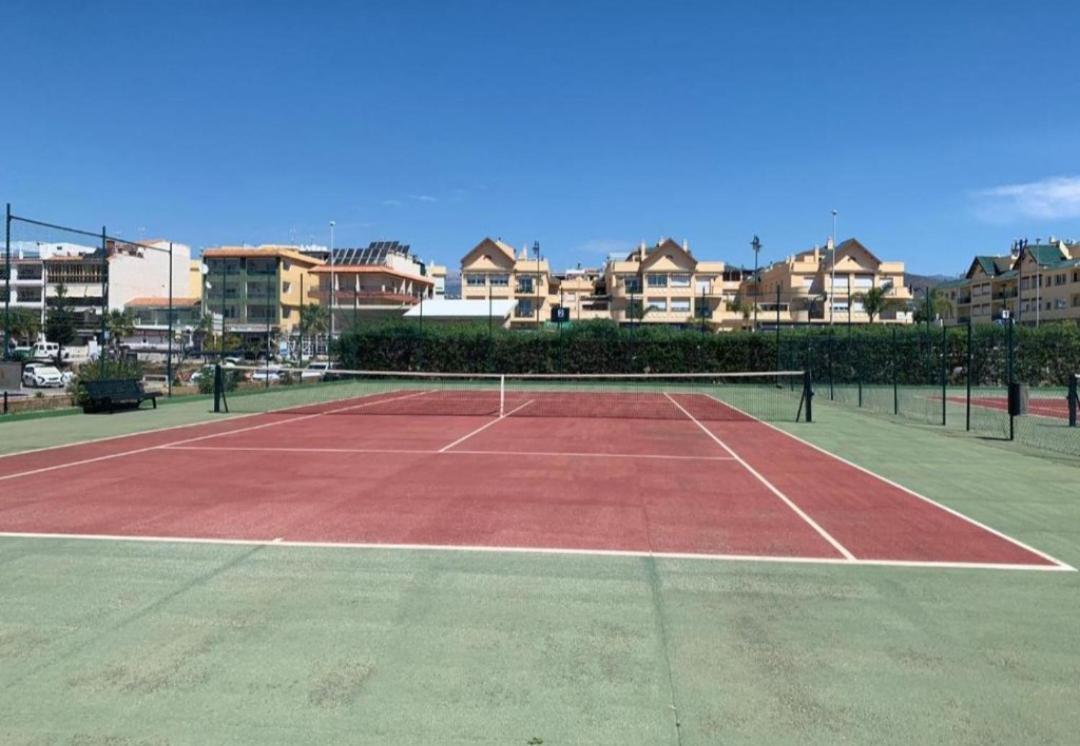Apartamento Frente Al Mar Torrox Exterior foto