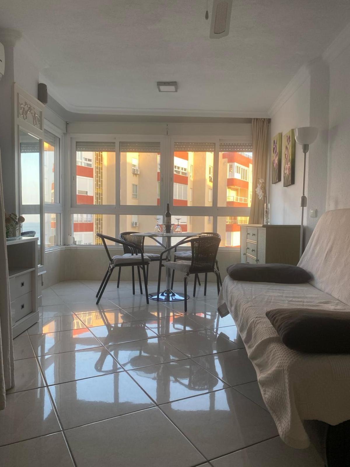 Apartamento Frente Al Mar Torrox Exterior foto
